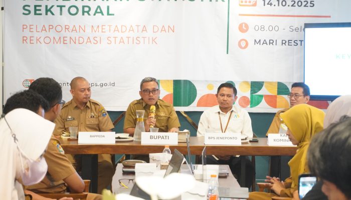 Bupati Jeneponto H. Paris Yasir Buka kegiatan Pembinaan Statistik Sektoral dan Pengisian Romantik